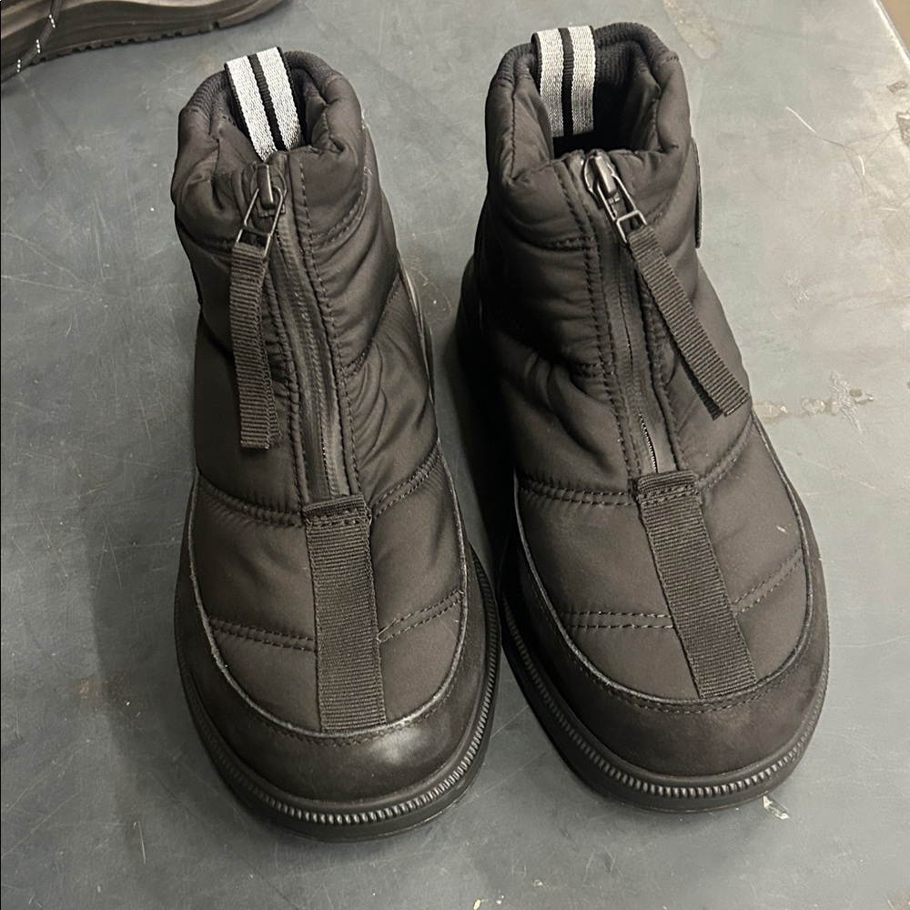 canada goose cypress puffer boot
